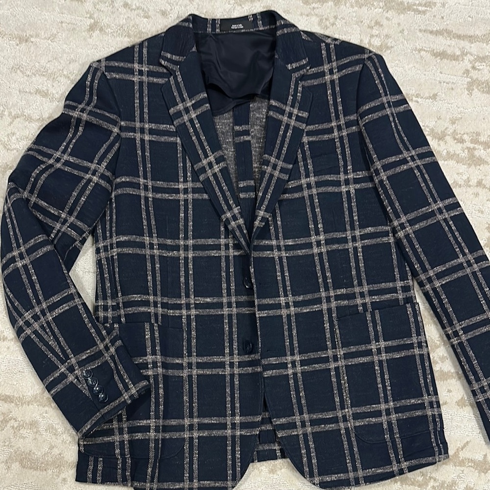 Nordstrom cotton/nylon/linen Men’s SC- Large NWOT! Never worn- and no flaws.